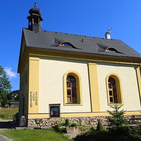 Penzion Pod Zvonem Hynčice pod Sušinou Екстериор снимка
