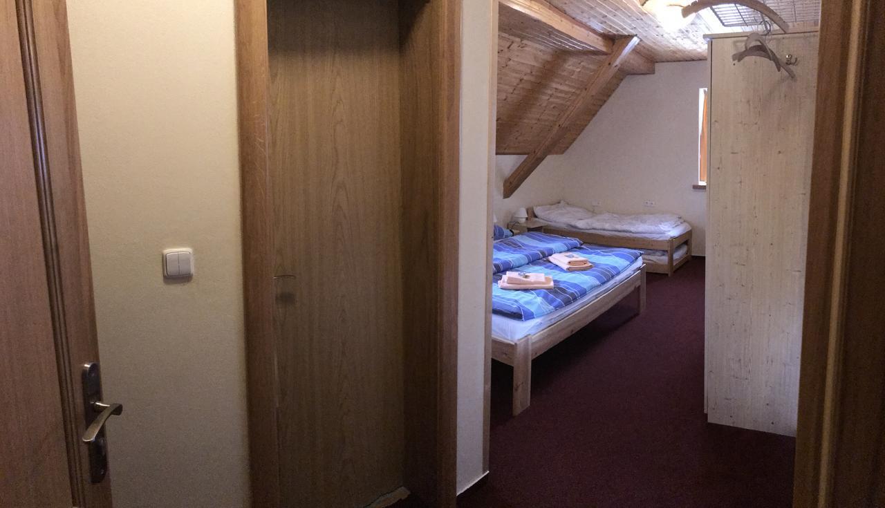 Penzion Pod Zvonem Hynčice pod Sušinou Екстериор снимка
