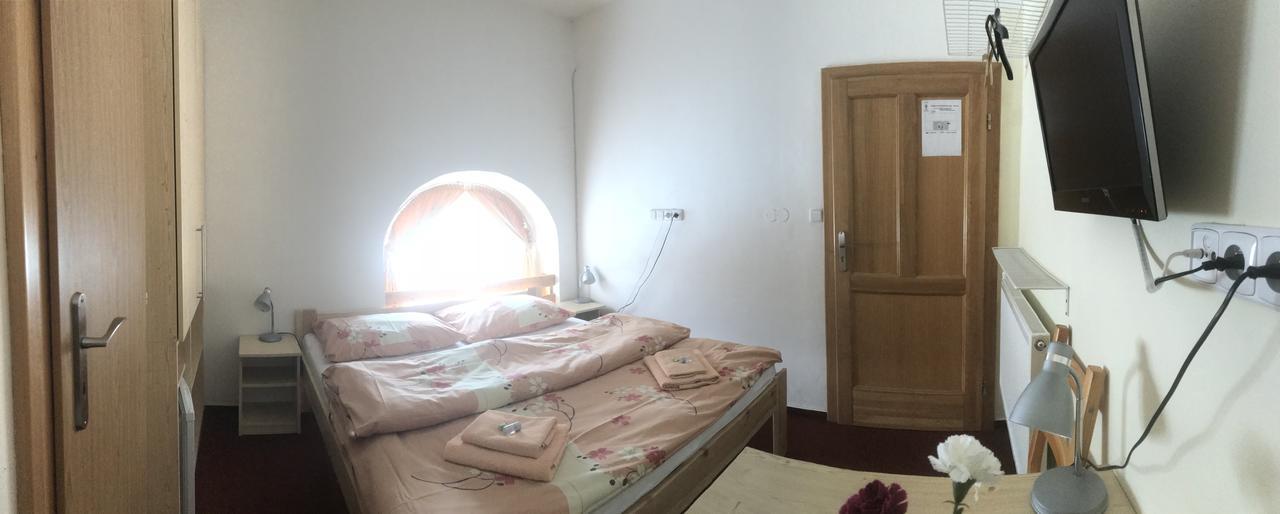Penzion Pod Zvonem Hynčice pod Sušinou Екстериор снимка